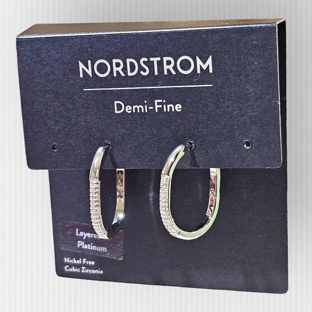 NWT Nordstrom Platinum Oval Hoop Earrings w/ Cubic Zirconia Women's Jewelry - Picture 1 of 5